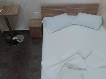 Фото номера Одноместный номер с собственной ванной комнатой Хостелы Domino Yerevan Hostel and Tours г. Ереван 3