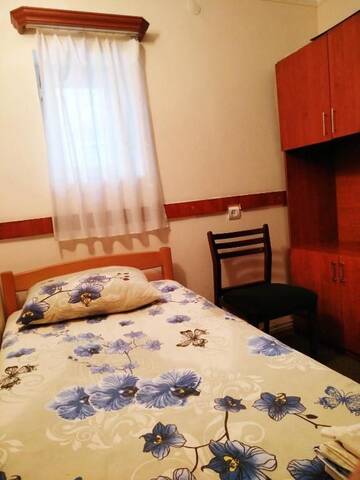 Фото номера Небольшой одноместный номер Хостелы Hostel Sakharov &amp; Tours г. Ереван 4