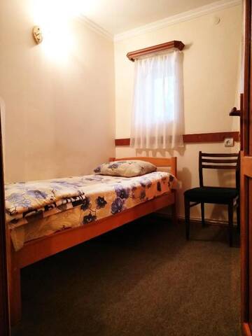 Фото номера Небольшой одноместный номер Хостелы Hostel Sakharov &amp; Tours г. Ереван 5