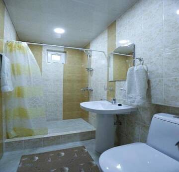 Фото номера Кровать в общем 6-местном номере Хостелы Your Hostel г. Ереван 18