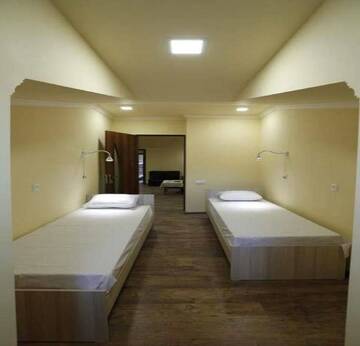 Фото номера Односпальная кровать в общем номере Хостелы Your Hostel г. Ереван 3