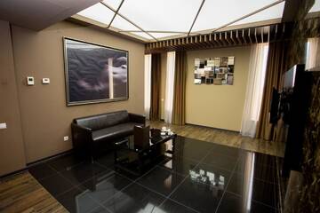 Фото номера Двухместный номер Делюкс с 1 кроватью Отель GS Hotel г. Ереван 4
