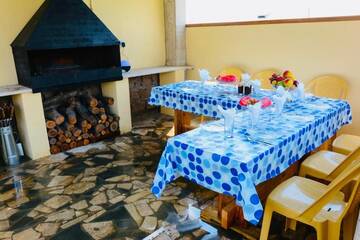 Фото номера Дом с 1 спальней Дома для отпуска Blue House Yerevan г. Ереван 38