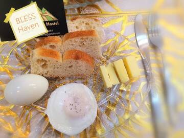 Фото номера Кровать в общем номере для женщин с 4 кроватями Хостелы Bless Haven Hostel and Tours г. Ереван 5