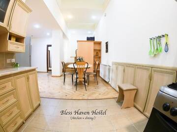 Фото номера Семейный двухместный номер с 1 кроватью Хостелы Bless Haven Hostel and Tours г. Ереван 39