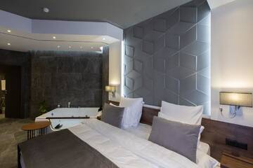 Фото номера Люкс с 1 спальней Апарт-отели Avenue 10 г. Ереван 6