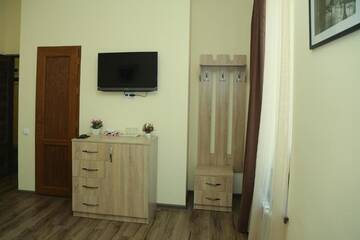 Фото номера Трехместный номер «Комфорт» Гостевой дом Guest House MARGARYAN г. Ереван 36