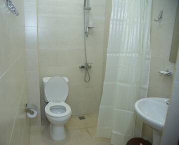 Фото номера Трехместный номер «Комфорт» Гостевой дом Guest House MARGARYAN г. Ереван 7
