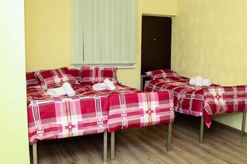 Фото номера Люкс Хостелы Bee Lucky Hostel and Tours г. Ереван 8