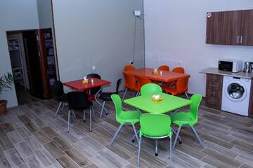 Фото номера Кровать в общем 6-местном номере для женщин Хостелы Bee Lucky Hostel and Tours г. Ереван 6