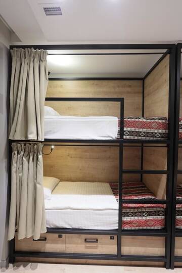 Фото номера Кровать в общем номере для женщин с 4 кроватями Отель Andor Hotel г. Ереван 2