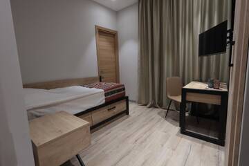 Фото номера Стандартный одноместный номер Отель Andor Hotel г. Ереван 2