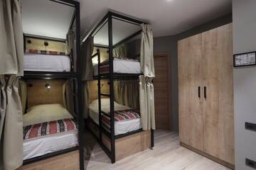 Фото номера Четырехместный номер Отель Andor Hotel г. Ереван 3