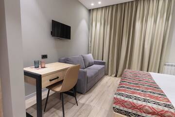Фото номера Номер Делюкс (для 2 взрослых и 1 ребенка) Отель Andor Hotel г. Ереван 4