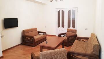 Фото номера Улучшенный четырехместный номер Хостелы F &amp; F Hostel г. Ереван 4
