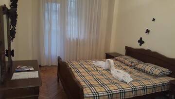 Фото номера Двухместный номер с 1 кроватью Хостелы F &amp; F Hostel г. Ереван 6