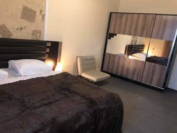 Фото номера Большой двухместный номер с 1 кроватью Гостевой дом ALEG Apartment г. Ереван 3