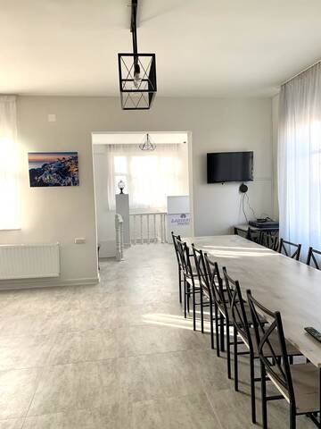 Фото номера Общий номер для мужчин с 6 кроватями Хостелы SANTORINI HOSTEL and TOUR г. Ереван 8