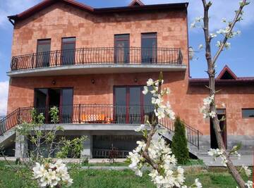 Фото номера Улучшенная вилла Виллы Villa Ararat г. Ереван 16