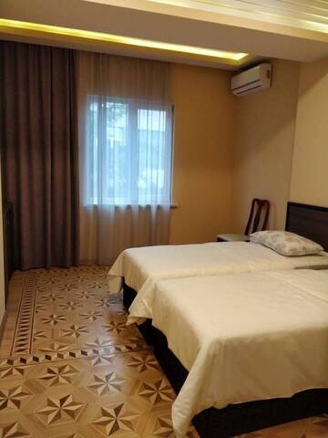 Фото номера Cемейный номер с собственной ванной комнатой Гостевой дом Riverside Guest House г. Ереван 9