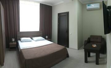 Фото номера Двухместный номер с 1 кроватью Отель Hotel Merien г. Ереван 2