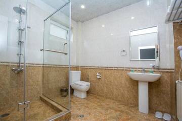 Фото номера Стандартный двухместный номер с 1 кроватью Отель Yerevan Boutique Hotel г. Ереван 12