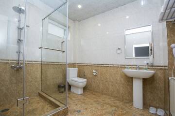 Фото номера Стандартный двухместный номер с 1 кроватью Отель Yerevan Boutique Hotel г. Ереван 2
