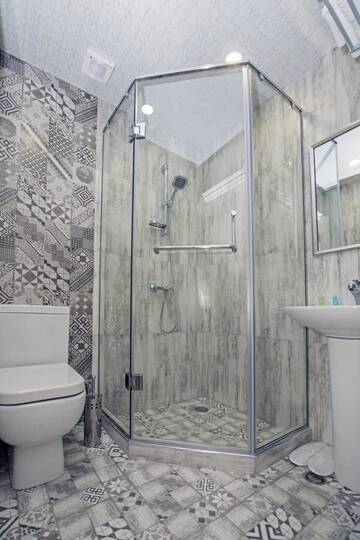 Фото номера Бюджетный двухместный номер с 1 кроватью Отель Yerevan Boutique Hotel г. Ереван 2