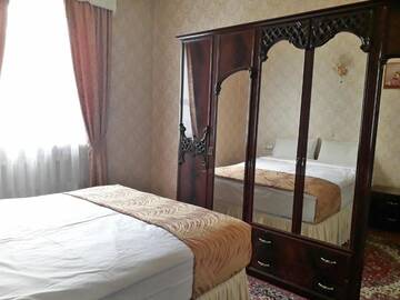 Фото номера Дом с 5 спальнями Дома для отпуска Your Getaway Home г. Ереван 51