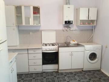 Фото номера Дом с 5 спальнями Дома для отпуска Your Getaway Home г. Ереван 19