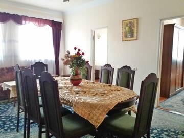 Фото номера Дом с 5 спальнями Дома для отпуска Your Getaway Home г. Ереван 27
