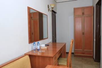 Фото номера Стандартный двухместный номер с 2 отдельными кроватями Отель Musa Ler Hotel Yerevan г. Ереван 9