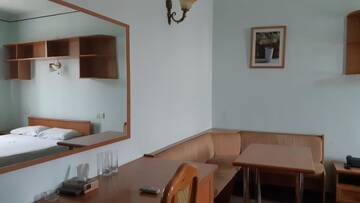 Фото номера Стандартный двухместный номер с 1 кроватью Отель Musa Ler Hotel Yerevan г. Ереван 23
