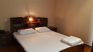 Фото номера Стандартный двухместный номер с 1 кроватью Отель Musa Ler Hotel Yerevan г. Ереван 2