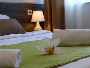 Фото номера Бюджетный двухместный номер с 2 отдельными кроватями Отель 4Guest Hotel г. Ереван 27