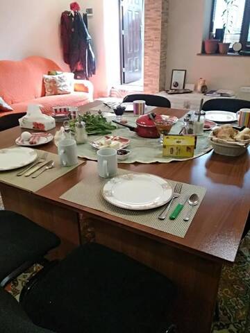 Фото номера Улучшенный двухместный номер с 2 отдельными кроватями Отель Armenia Guest House in Komitas г. Ереван 24