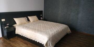 Фото номера Стандартный двухместный номер с 1 кроватью Отель Grand Hills г. Ереван 10